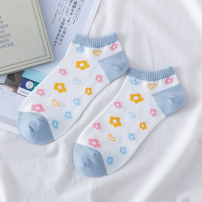 

1pair Flower Pattern Socks, Blue and white