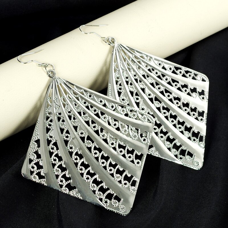 

Hollow Out Geometric Drop Earrings, Silver