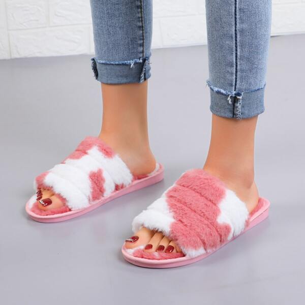 

Two Tone Fluffy Slippers, Pink
