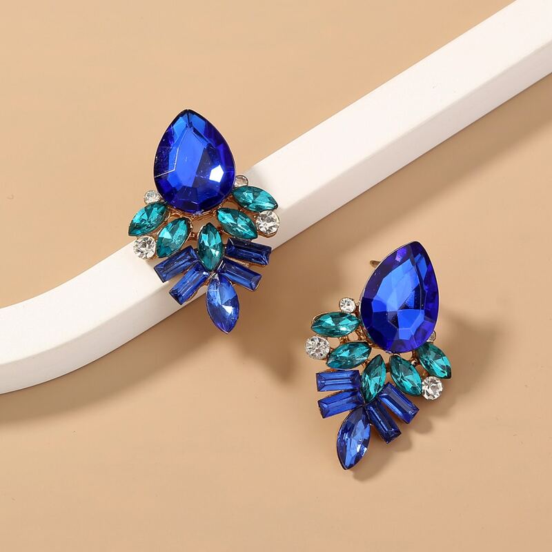

Rhinestone Decor Stud Earrings, Blue