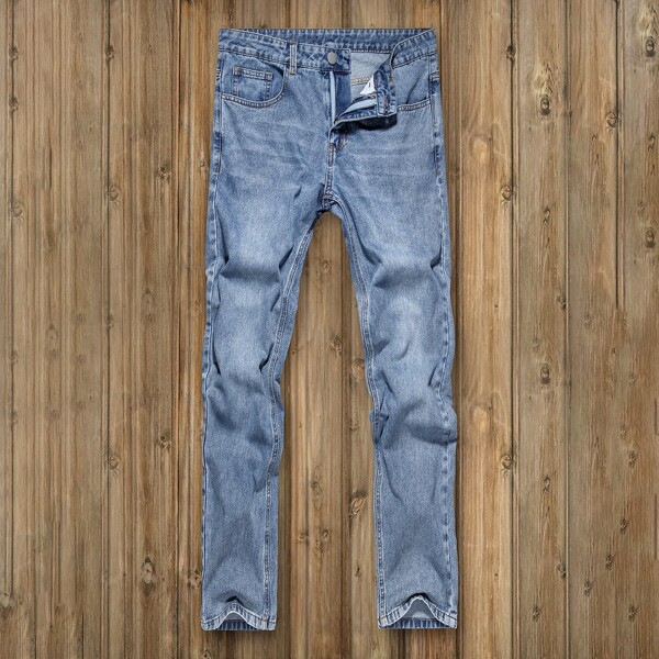 

Men Solid Straight Leg Jeans, Light wash