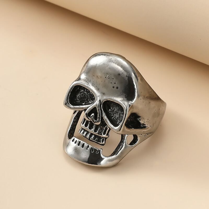 

Guys 1pc Skull Ring, Silver