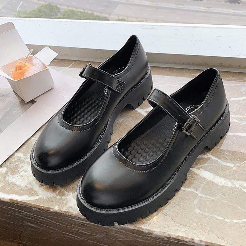

Round Toe Mary Jane Pumps, Black