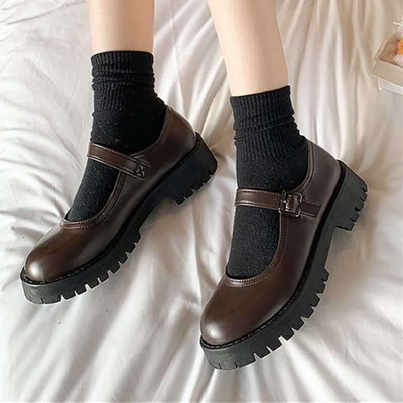 

Round Toe Mary Jane Pumps, Coffee brown