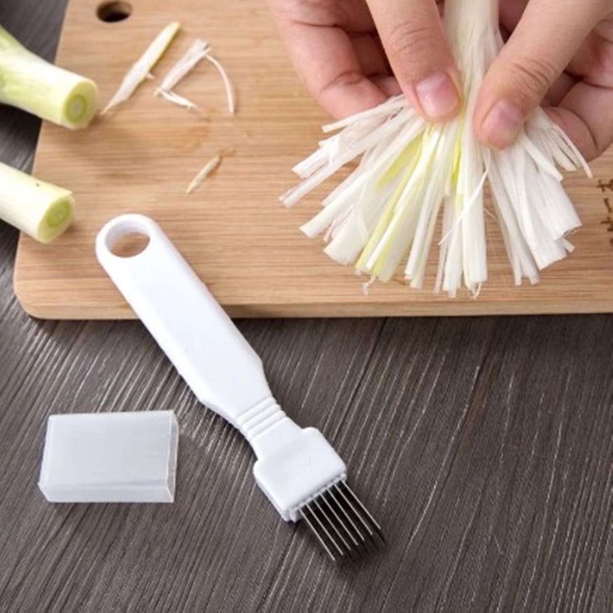 

1pc Green Onion Cutter, White