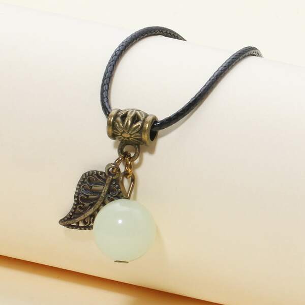 

Leaf Charm Bracelet, Multicolor