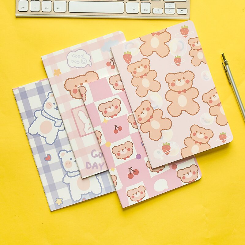 

1pc Cartoon Graphic Random Notebook, Multicolor