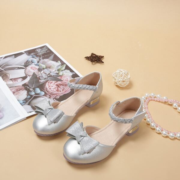 

Girls Metallic Bow Decor Flats, Silver