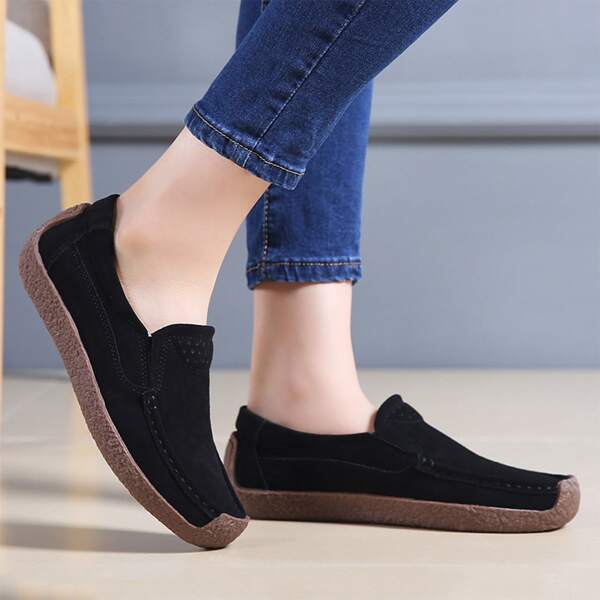 

Minimalist Slip On Loafers, Black