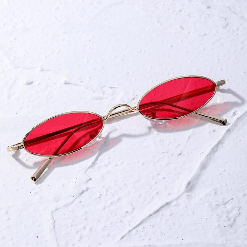 

Oval Frame Sunglasses