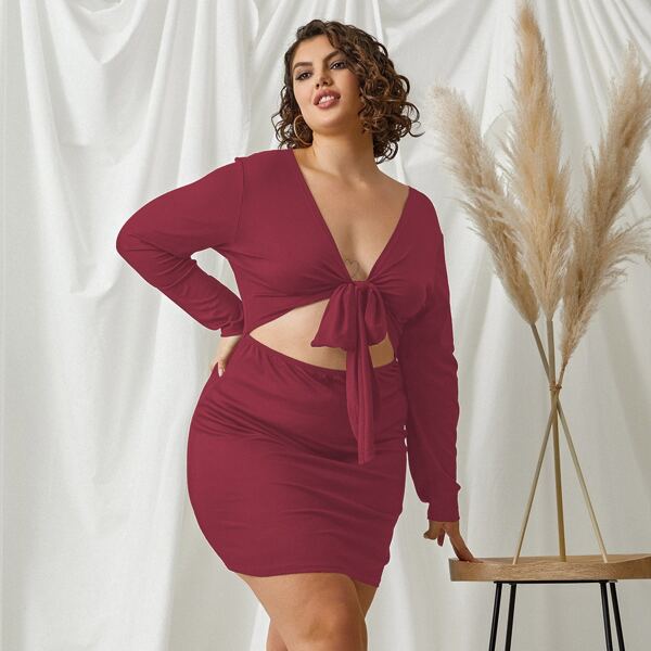 

Plus Tie Front Peekaboo Front Bodycon Dress, Burgundy