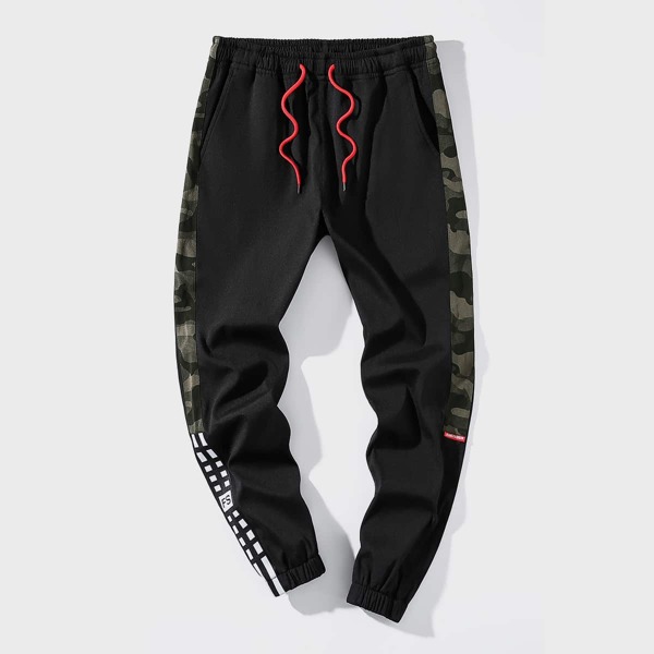 

Men Contrast Camo Drawstring Carrot Pants, Black
