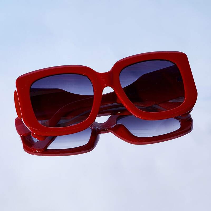

Acrylic Frame Tinted Lens Sunglasses