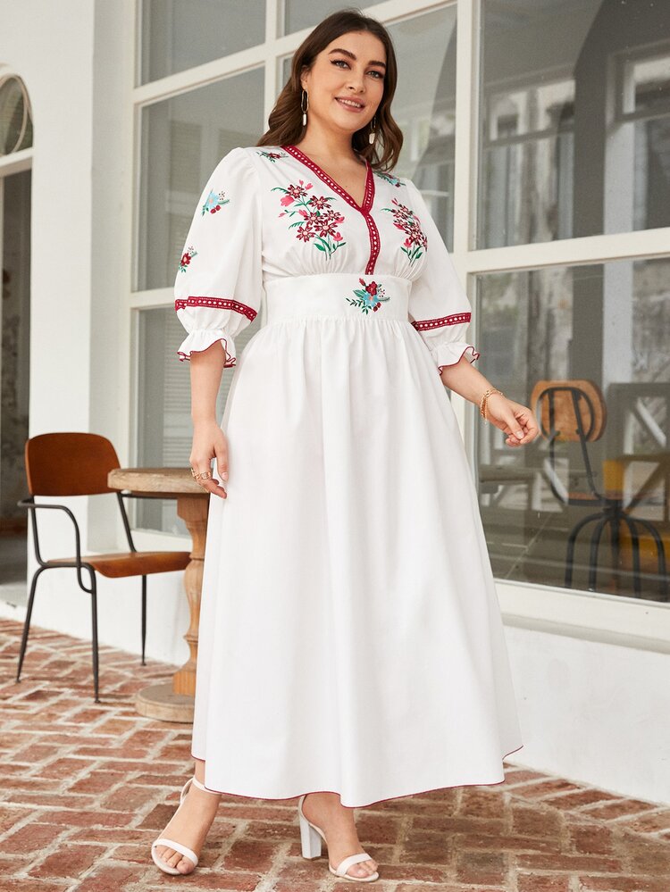 SHEIN Plus Flounce Sleeve Floral Embroidery Dress - White - View 4