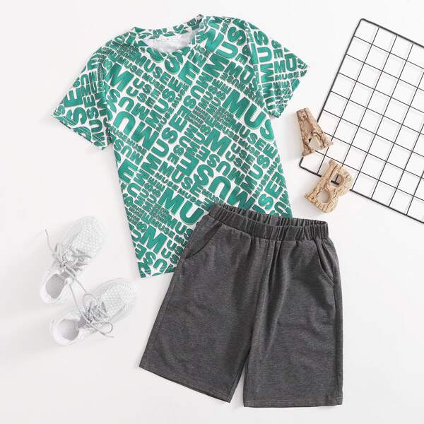 

Boys Letter Graphic Top & Shorts Set, Multicolor