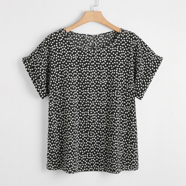 

Plus Ditsy Floral Batwing Sleeve Blouse, Black and white