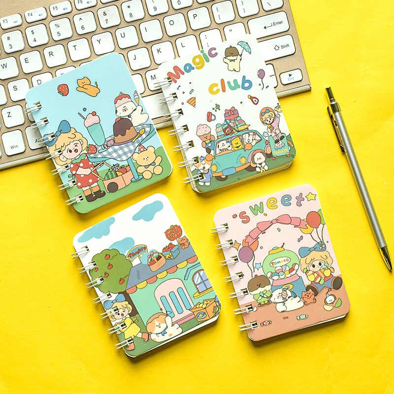 

1pc Cartoon Graphic Cover Random Spiral Notebook, Multicolor