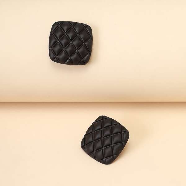 

Geo Design Stud Earrings, Black