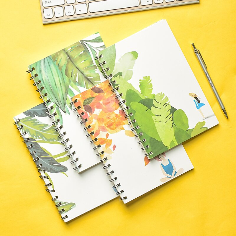 

1pc Leaf Print Cover Random Spiral Notebook, Multicolor