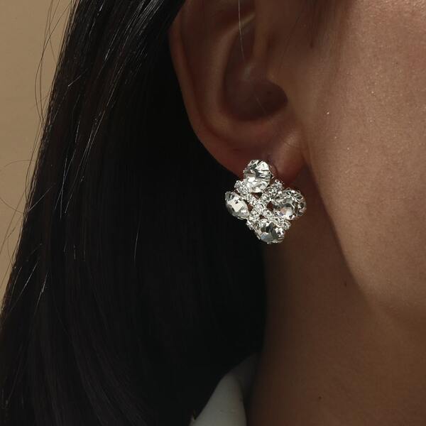 

Rhinestone Decor Stud Earrings, Silver