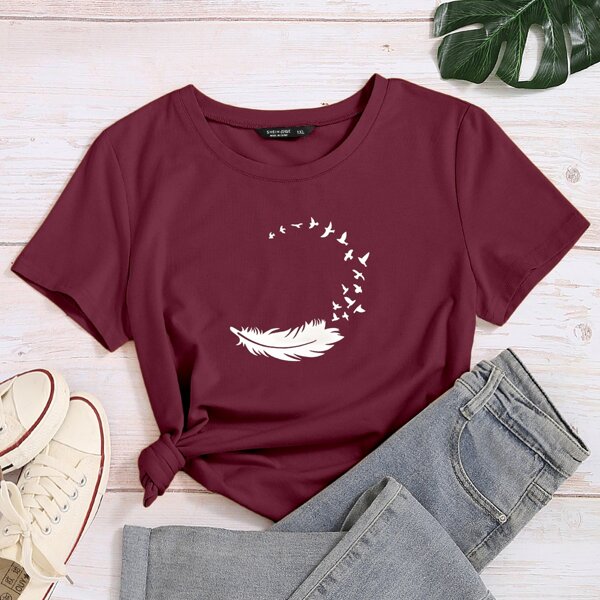 

Plus Feather Print Round Neck Tee, Maroon