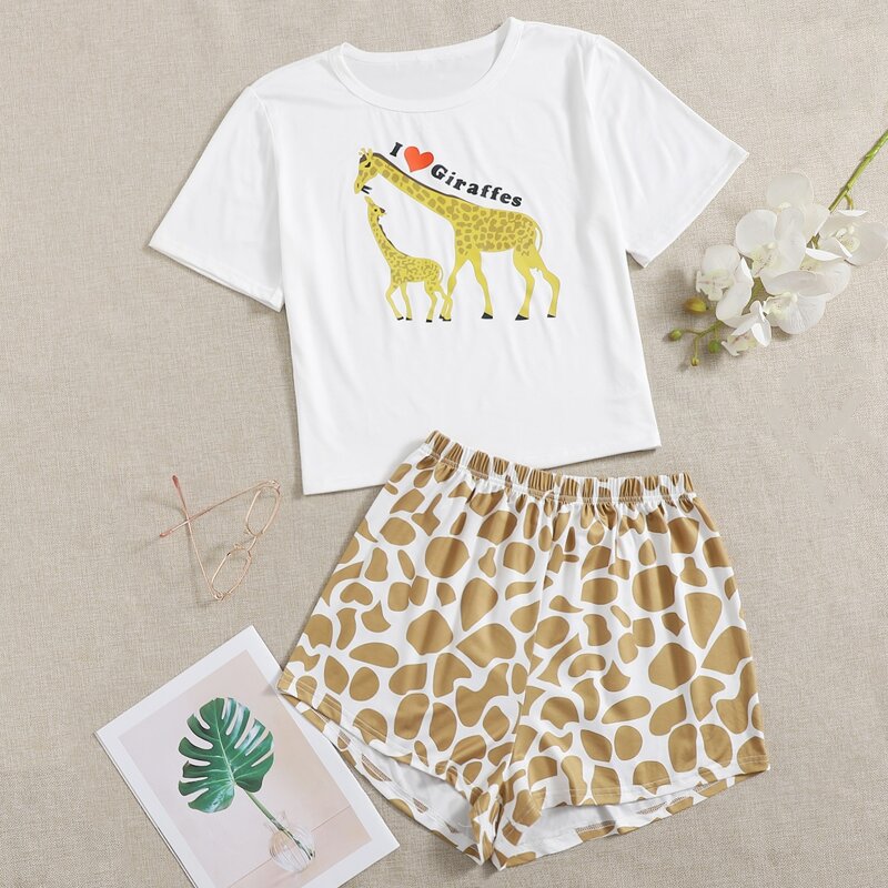 

Giraffe And Slogan Graphic PJ Set, Multicolor
