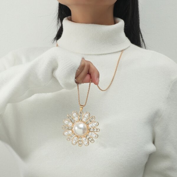 

Faux Pearl Beaded Flower Charm Necklace, Gold