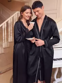 SHEIN X Dr.kholoud Men 1PC Contrast Binding Pocket Front Robe - Black - View 3