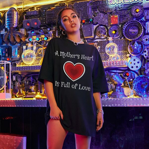 

Slogan And Heart Print Drop Shoulder Tee, Black