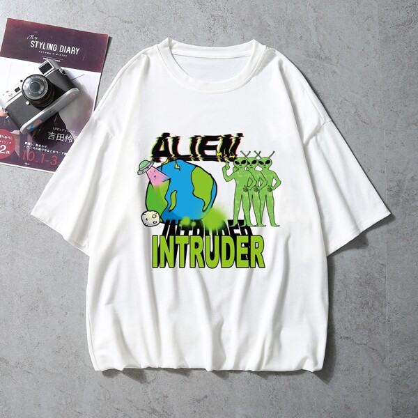 

Men Alien & Letter Graphic Tee, White