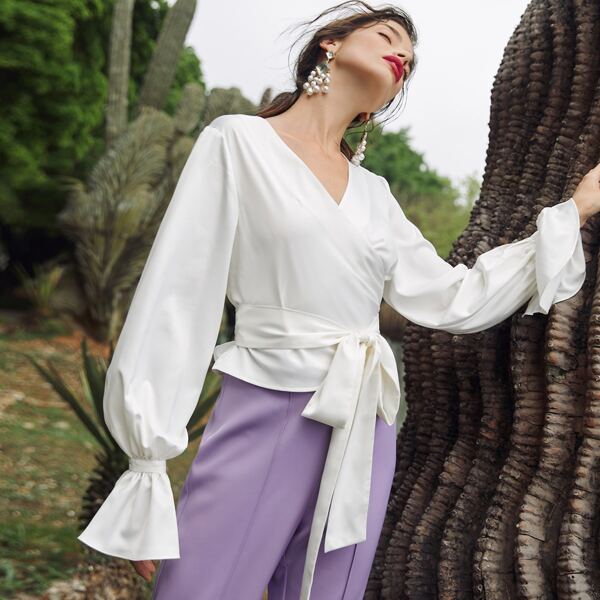 

1PC Surplice Neck Flounce Sleeve Belted Top, White