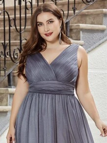 Plus Double V Neck Zip Back Glitter Prom Dress - Grey - View 3