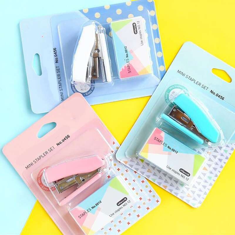 

1set Random Color Stapler & Staple, Multicolor