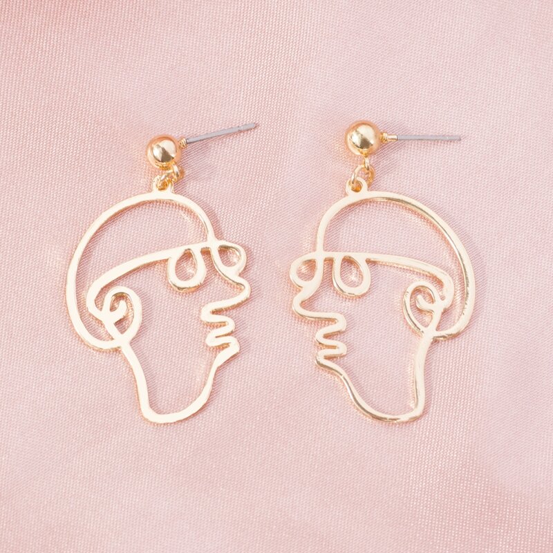 

1pair Figure Drop Earrings, Gold
