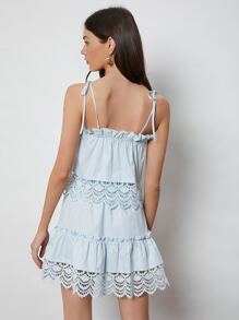 SHEIN 緹花蕾絲下擺吊帶上衣和多層半身裙套裝 - 淺藍色 - 查看 2