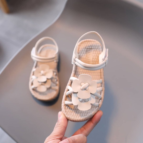 

Toddler Girls Floral Decor Sandals, Beige