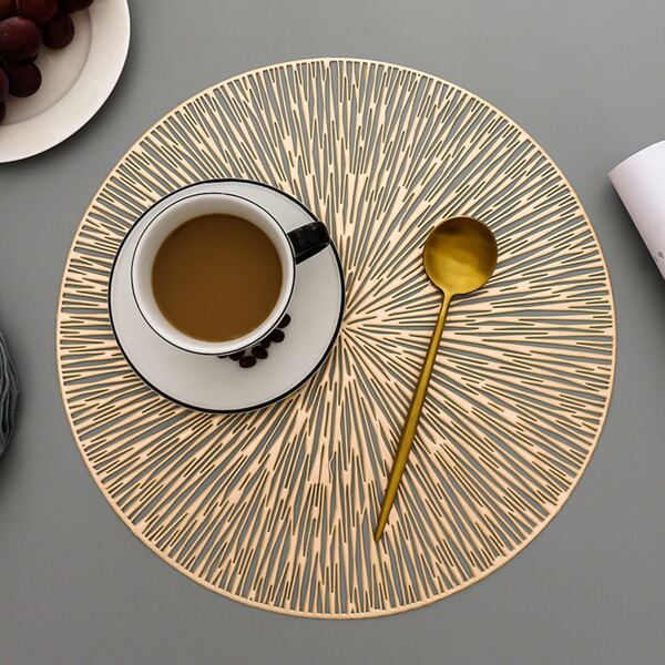 

1pc Round Hollow Placemat, Multicolor