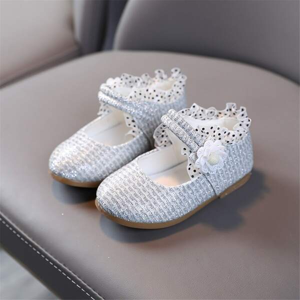 

Toddler Girls Glitter Floral Decor Flats, Silver