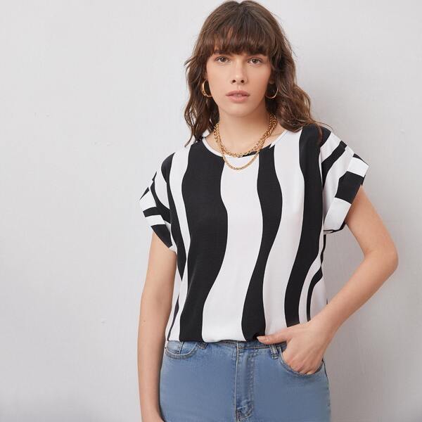 

Cuffed Sleeve Two Tone Top, Black and white