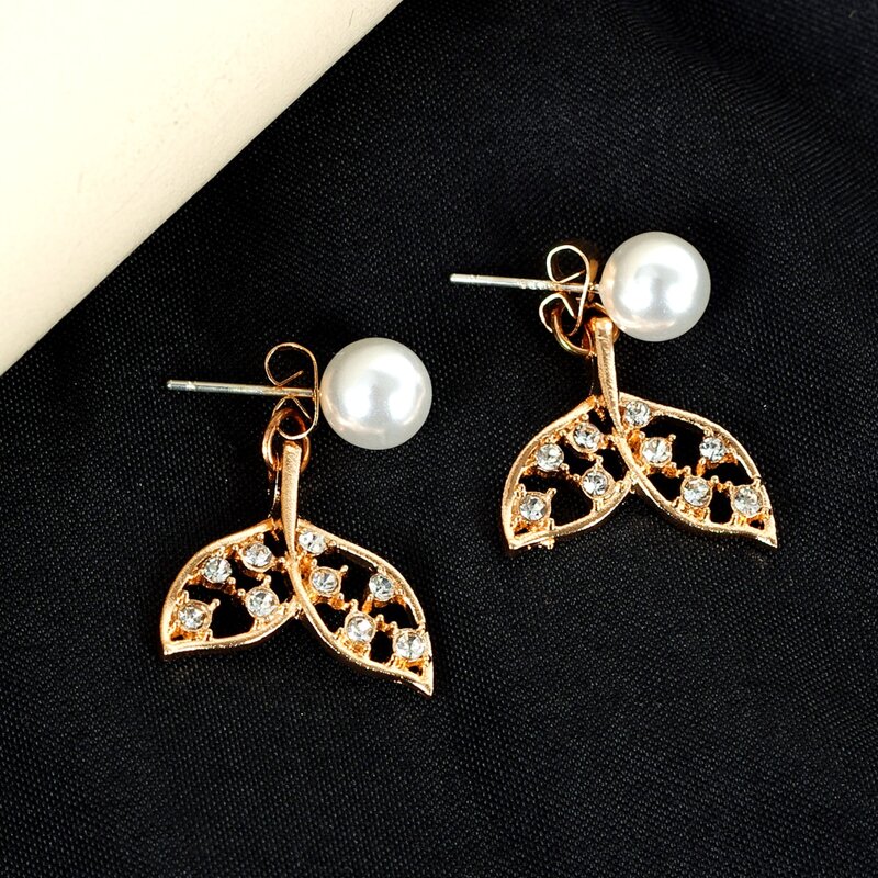 

1pair Rhinestone Mermaid Stud Earrings, Gold