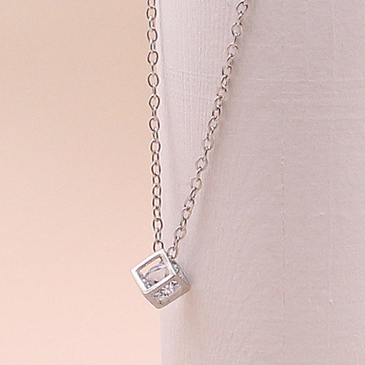 

1pac Geometric Charm Chain Necklace, Silver