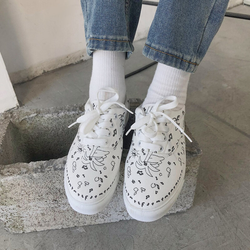 

Cartoon Lace-up Canvas Sneakers, White