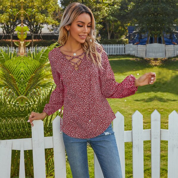 

Allover Print Criss Cross Blouse, Burgundy