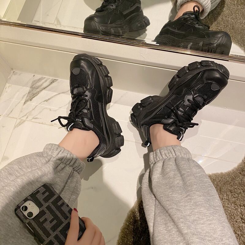 

Solid Lace-up Chunky Sneakers, Black