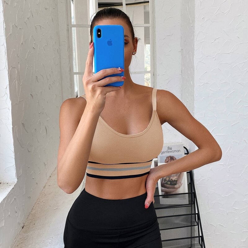 

Medium Support Striped Print Sports Bra, Apricot