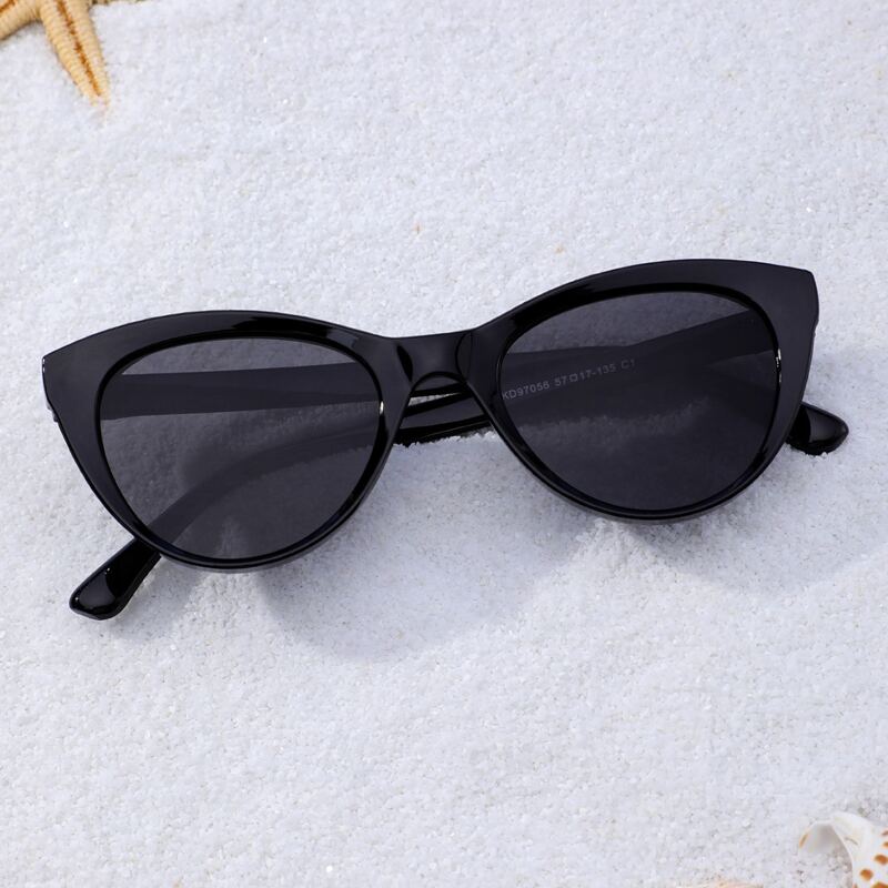 

Cat Eye Sunglasses