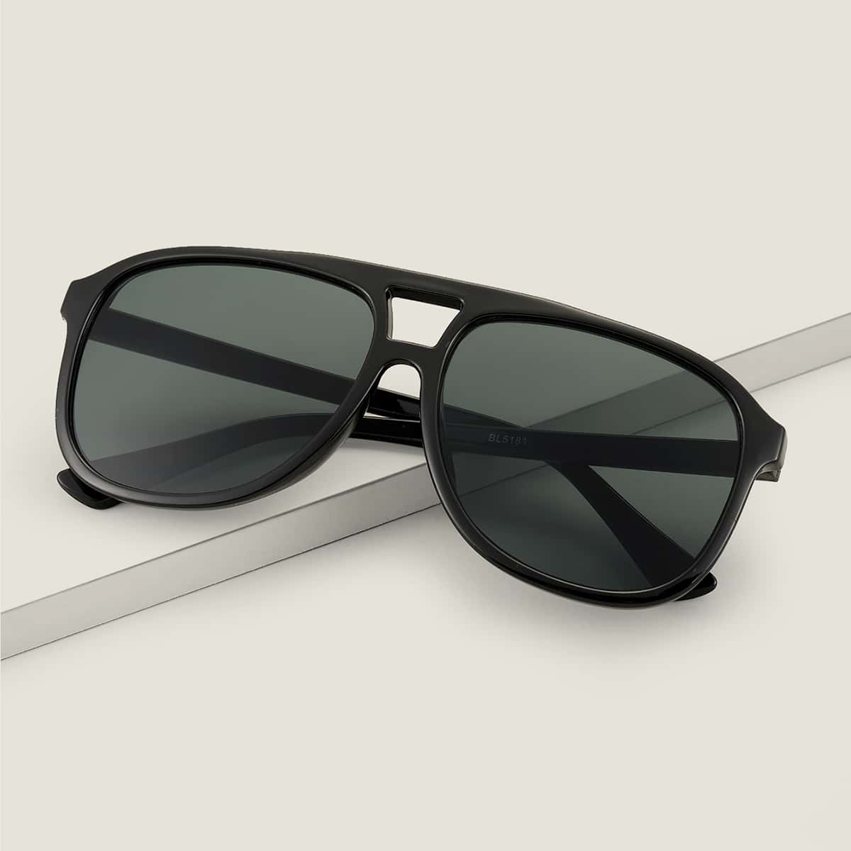 

Acrylic Frame Sunglasses