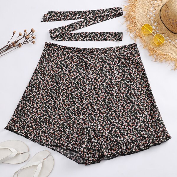 

Plus Ditsy Floral Ruffle Hem Belted Shorts, Multicolor