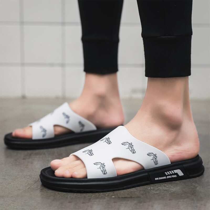 

Guys Horse Print Cut Out Slides, White