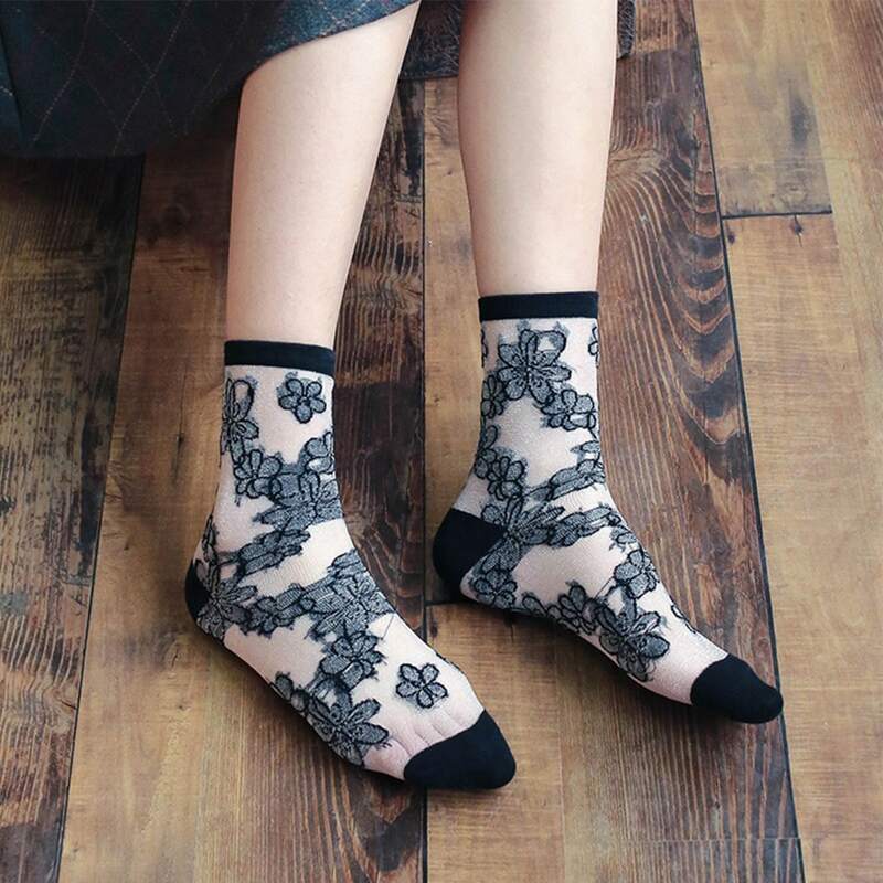 

1pair Floral Pattern Crew Socks, Multicolor